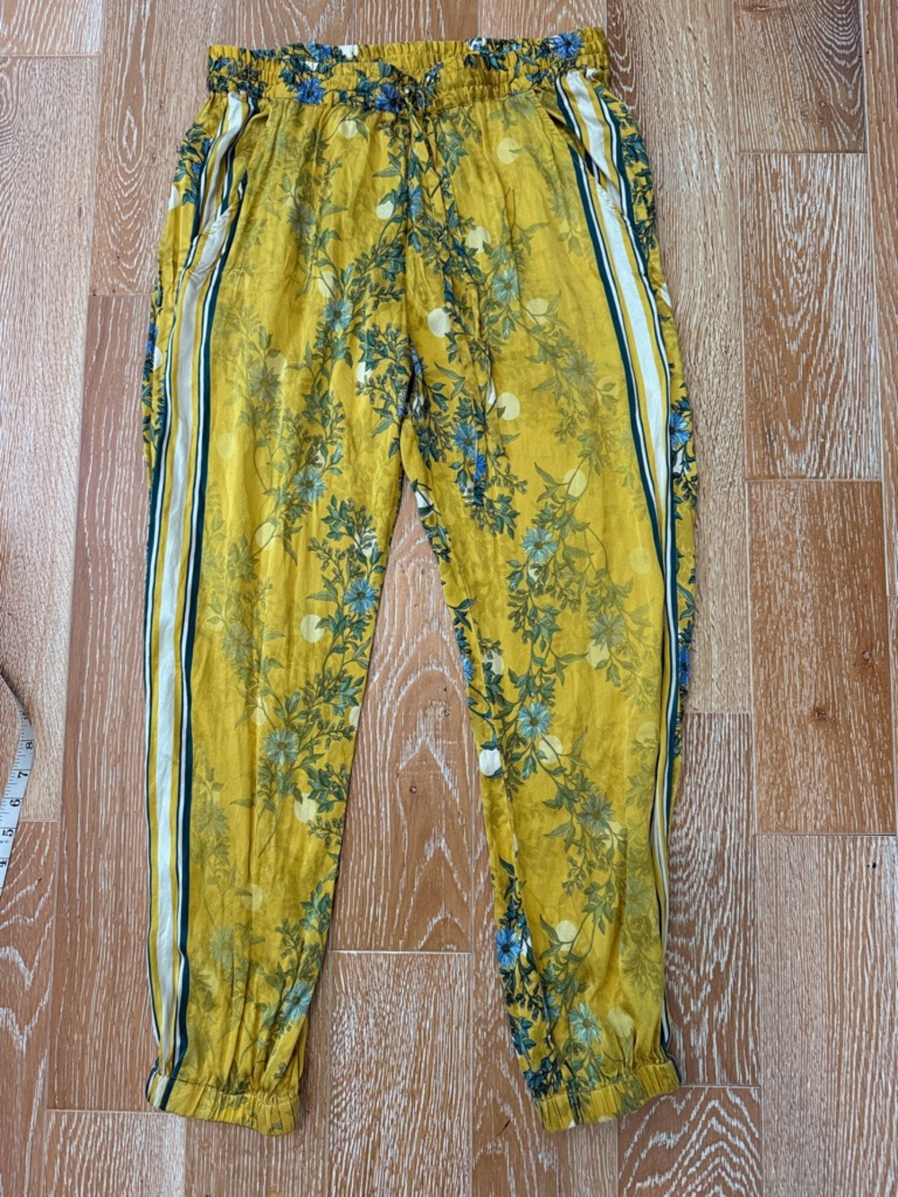 Johnny Was Silk Mustard Yellow Floral Pull-On Pants